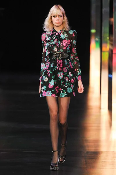 Look 31